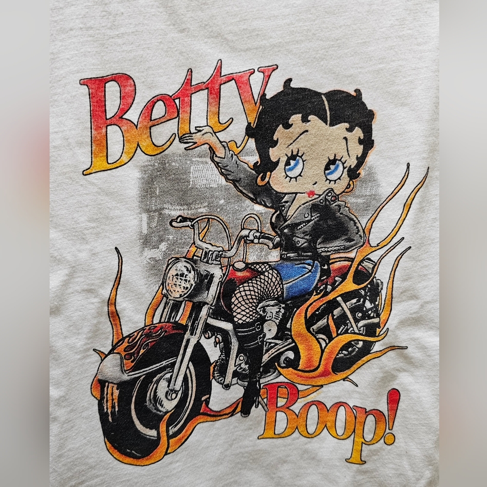 Betty Boop Motorcycle Youth Size Medium White T-Shirt Cinched Waist Preloved EUC - Picture 3 of 9